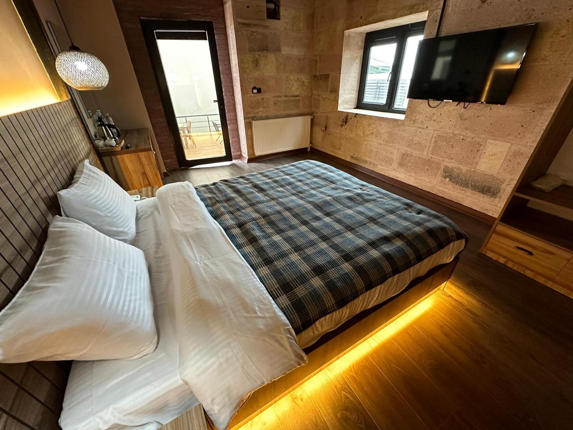 Marina Fener Hotel & Suite Istanbul Exterior photo